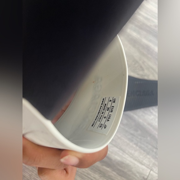 Original Balenciaga Pool slides “white and black” - Picture 6 of 6